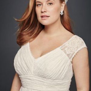 Plus Size Lace Galina Wedding Dress - New! Tags on